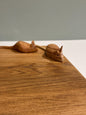 Hand-Carved Oak Mouse Chopping Board: Whimsical Kitchen Decor