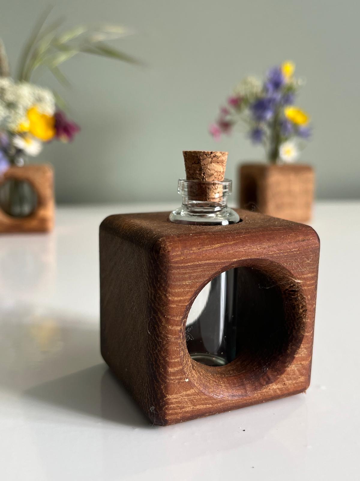 Handmade Lacewood Glass Reed Diffuser, 5cm Square Vase, Natural Beeswax Finish