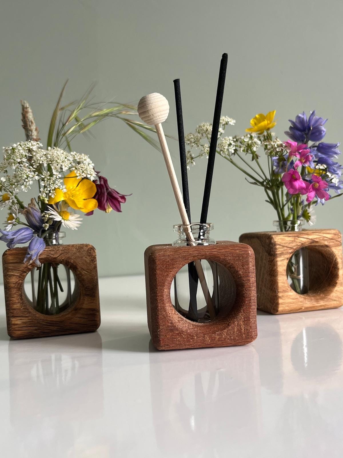 Handmade Lacewood Glass Reed Diffuser, 5cm Square Vase, Natural Beeswax Finish
