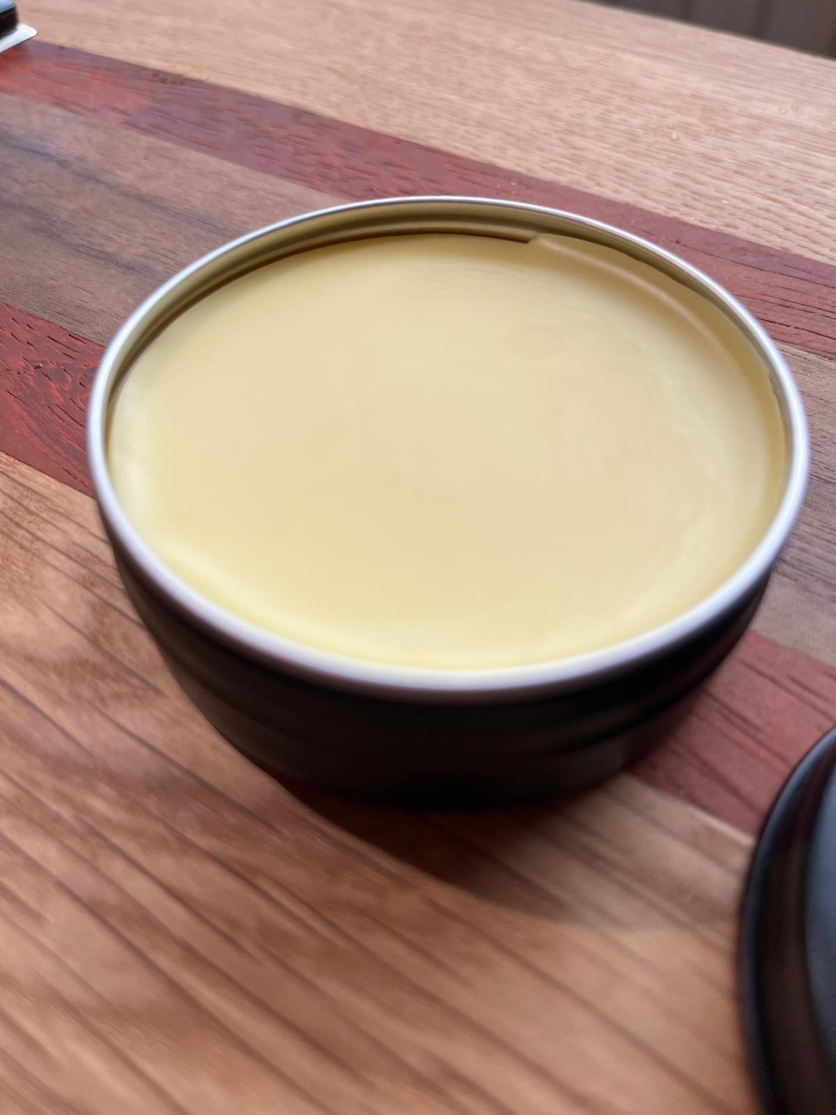 Deluxe Board Butter – Beeswax & Mineral Oil Finish (50ml Tin)